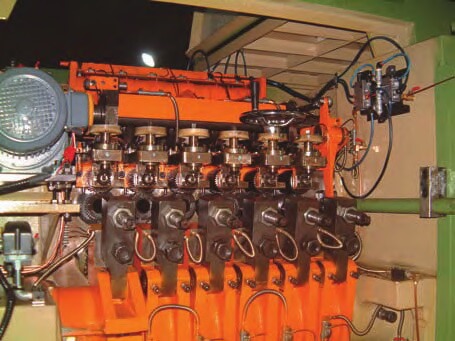 KICK-OUT MECHANISM
