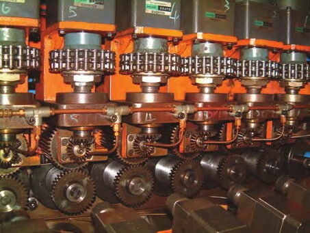 KICK-OUT MECHANISM